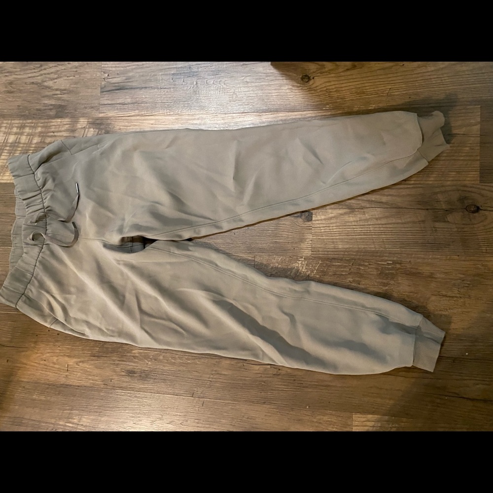 Lululemon joggers